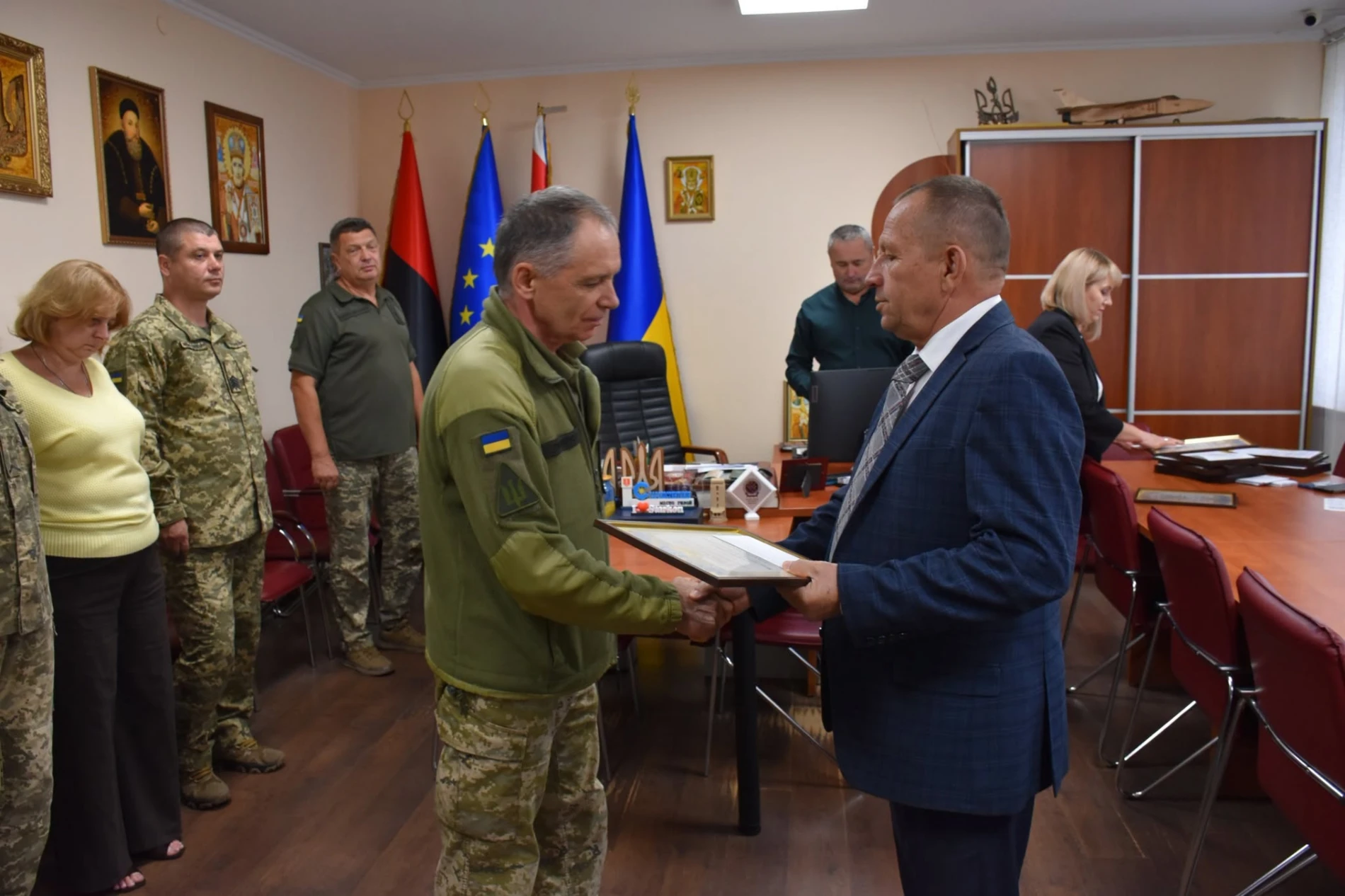 Старокостянтинів відзначає 817-ту річницю: день розпочали з вшанування пам’яті та подяки захисникам