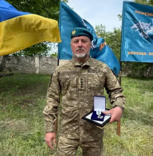 У сусідів: 200 тисяч шахраям, проникнення у будинок, відзнака для лікаря, гранти на освіту