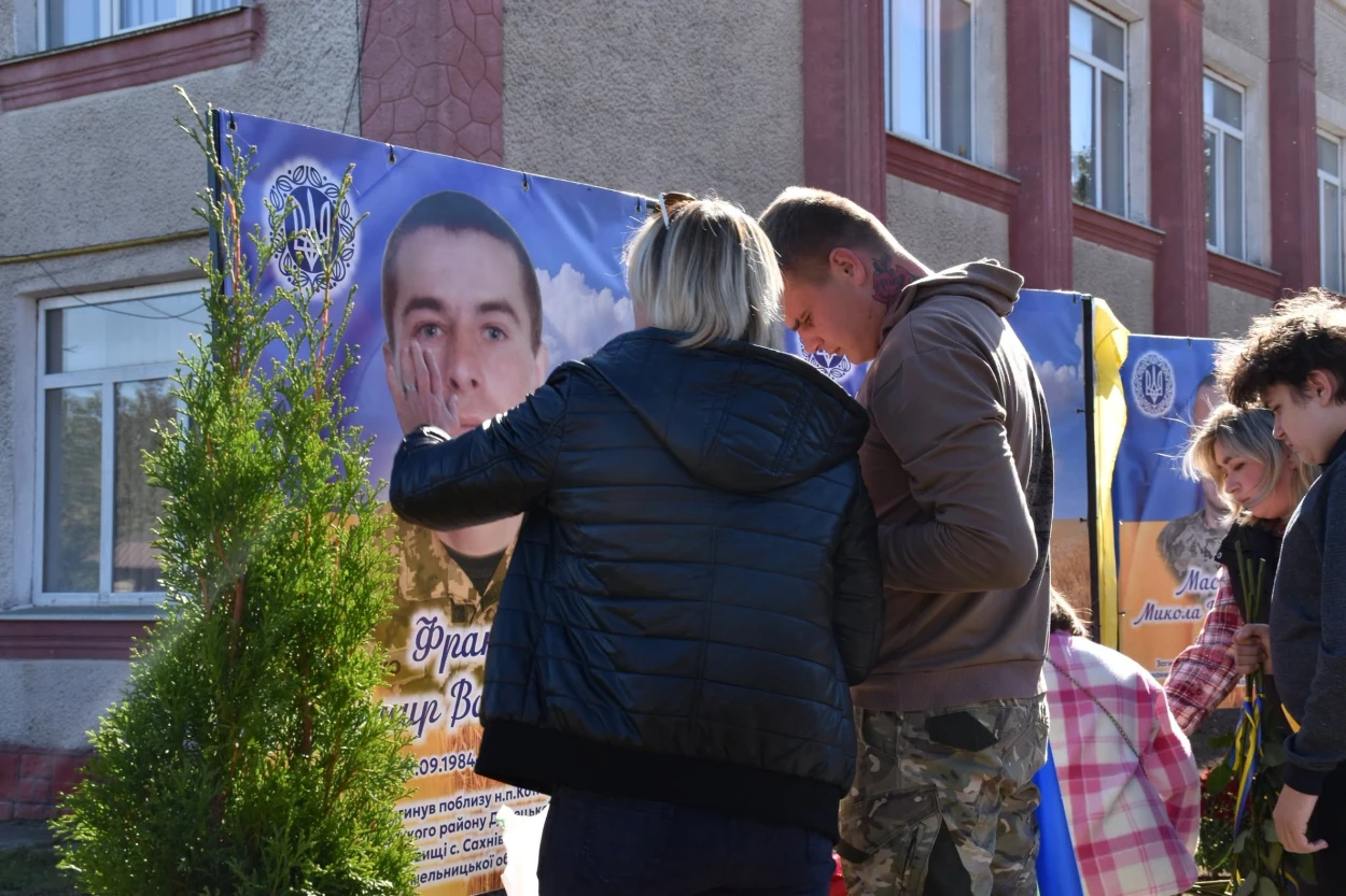 У Сахнівцях і Решнівці відкрили Алеї пам’яті на честь полеглих Захисників України