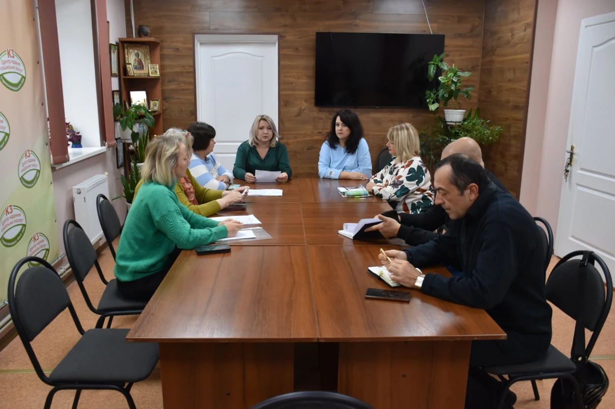 У Старокостянтинівській громаді перевірили доступність міських маршрутів для маломобільних людей