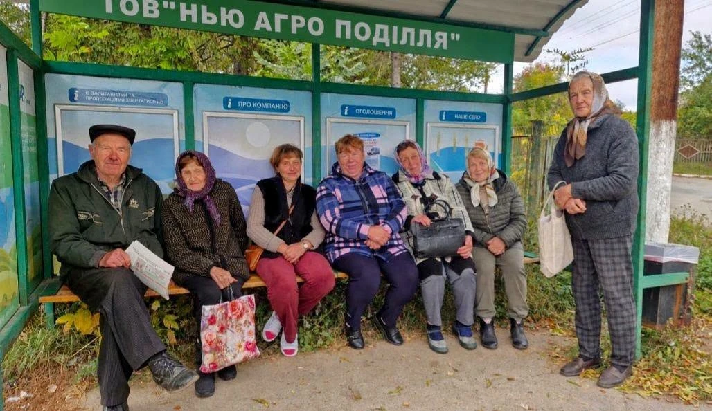 Новини Старокостянтинівщини: форум, обереги для захисників, цікава зустріч, благодійність