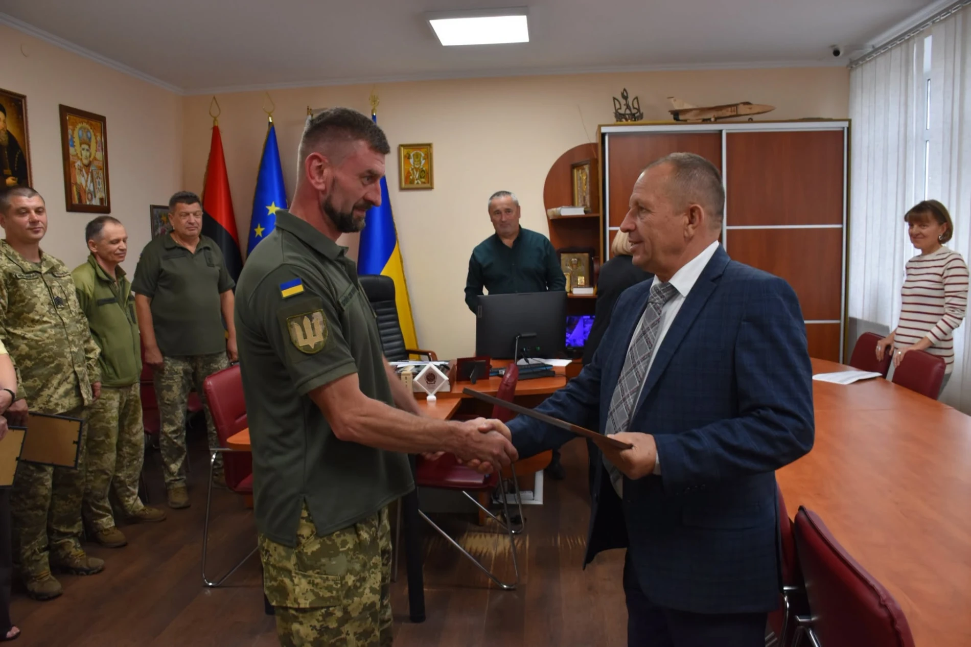 Старокостянтинів відзначає 817-ту річницю: день розпочали з вшанування пам’яті та подяки захисникам