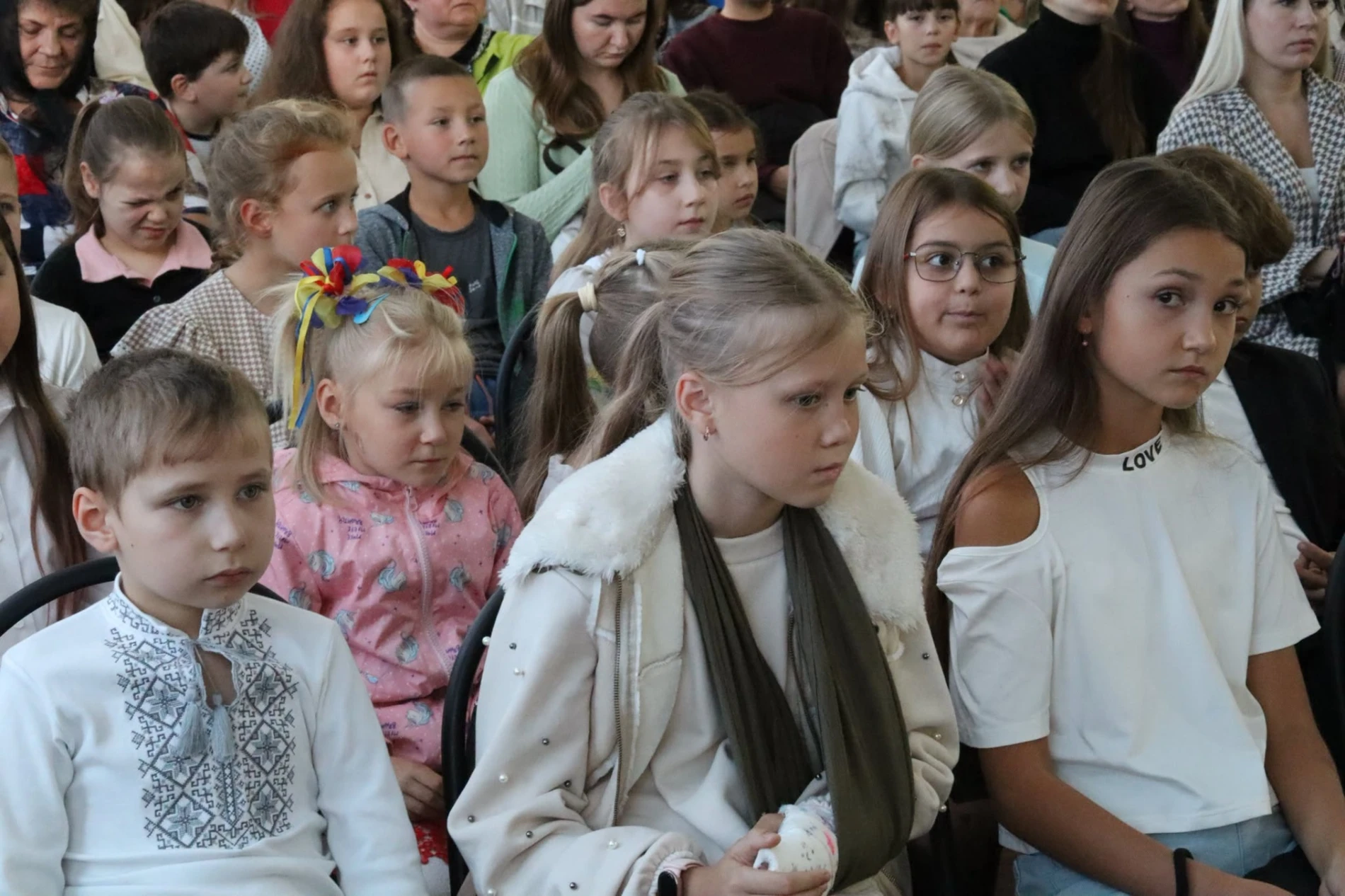 Перші ноти, перші емоції: у Старокостянтинові посвятили першокласників у юні музиканти