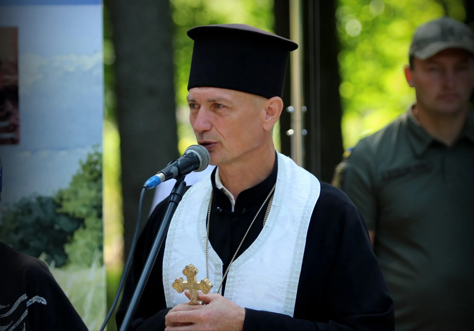 У Старокостянтинівській громаді відкрили меморіал загиблим воїнам 7-ї бригади тактичної авіації
