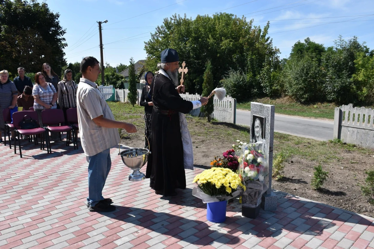 Їх імена назавжди з нами: у Григорівці відкрили стели на честь полеглих Захисників