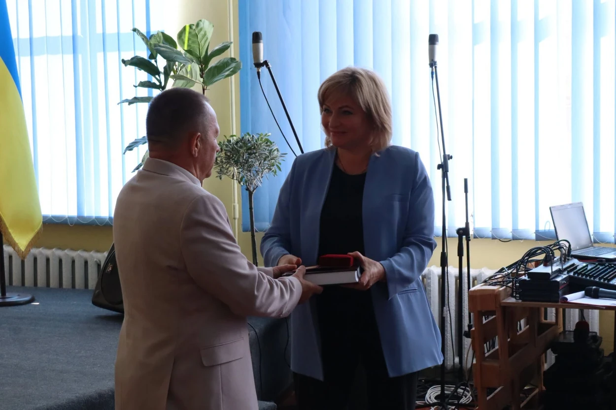Героїв України та почесних громадян відзначили у Старокостянтинові з нагоди Дня міста