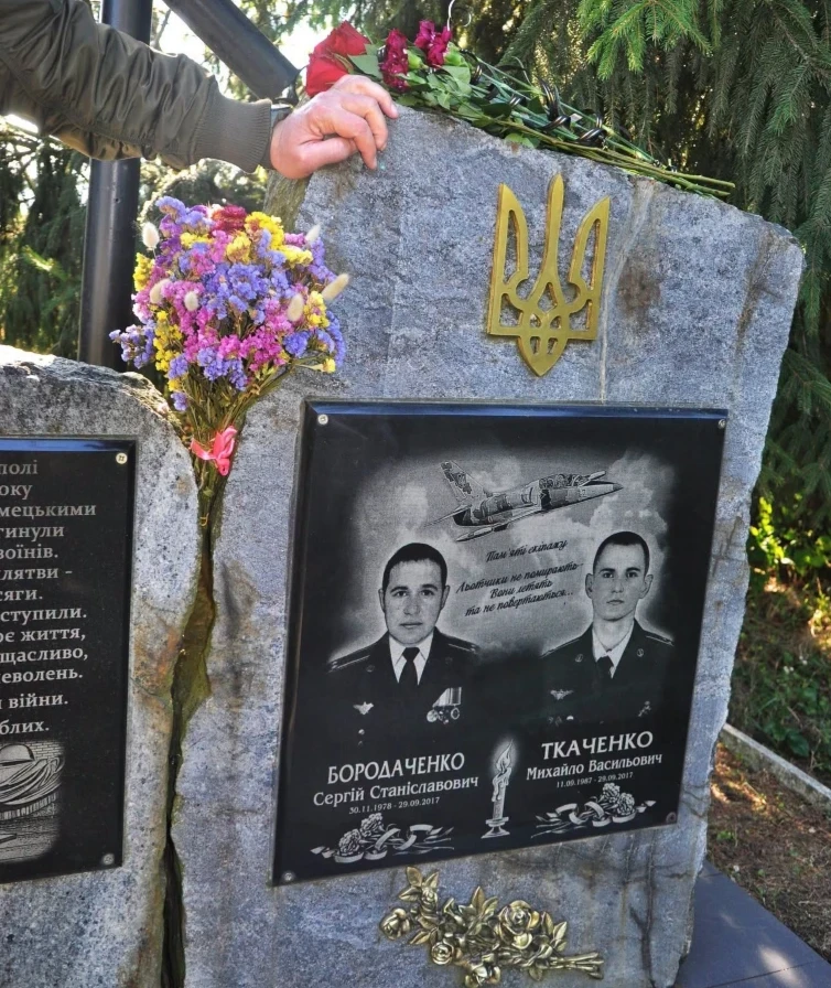 Новини Старокостянтинівщини: День села, вшанування пам’яті, вирок і добрі справи