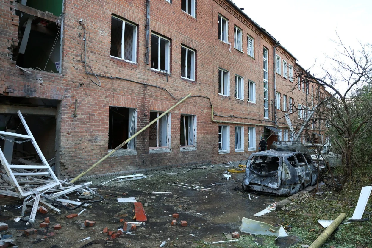 Атака на Хмельниччину: пошкоджено житловий будинок, є постраждалі