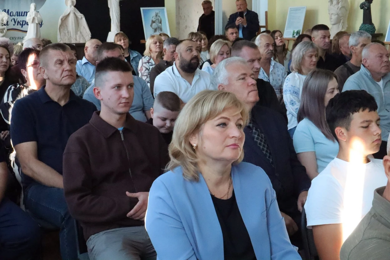 Героїв України та почесних громадян відзначили у Старокостянтинові з нагоди Дня міста