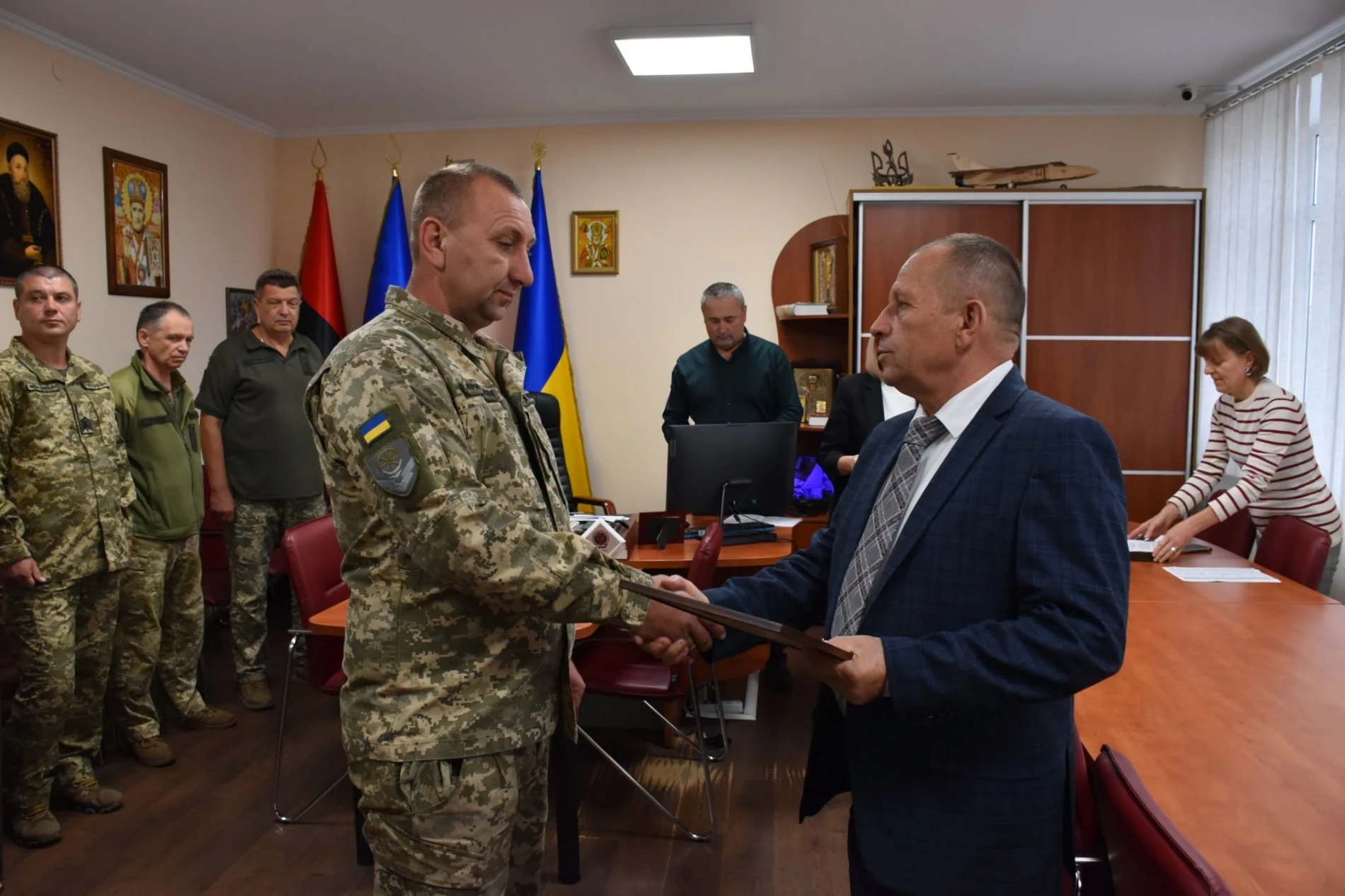 Старокостянтинів відзначає 817-ту річницю: день розпочали з вшанування пам’яті та подяки захисникам