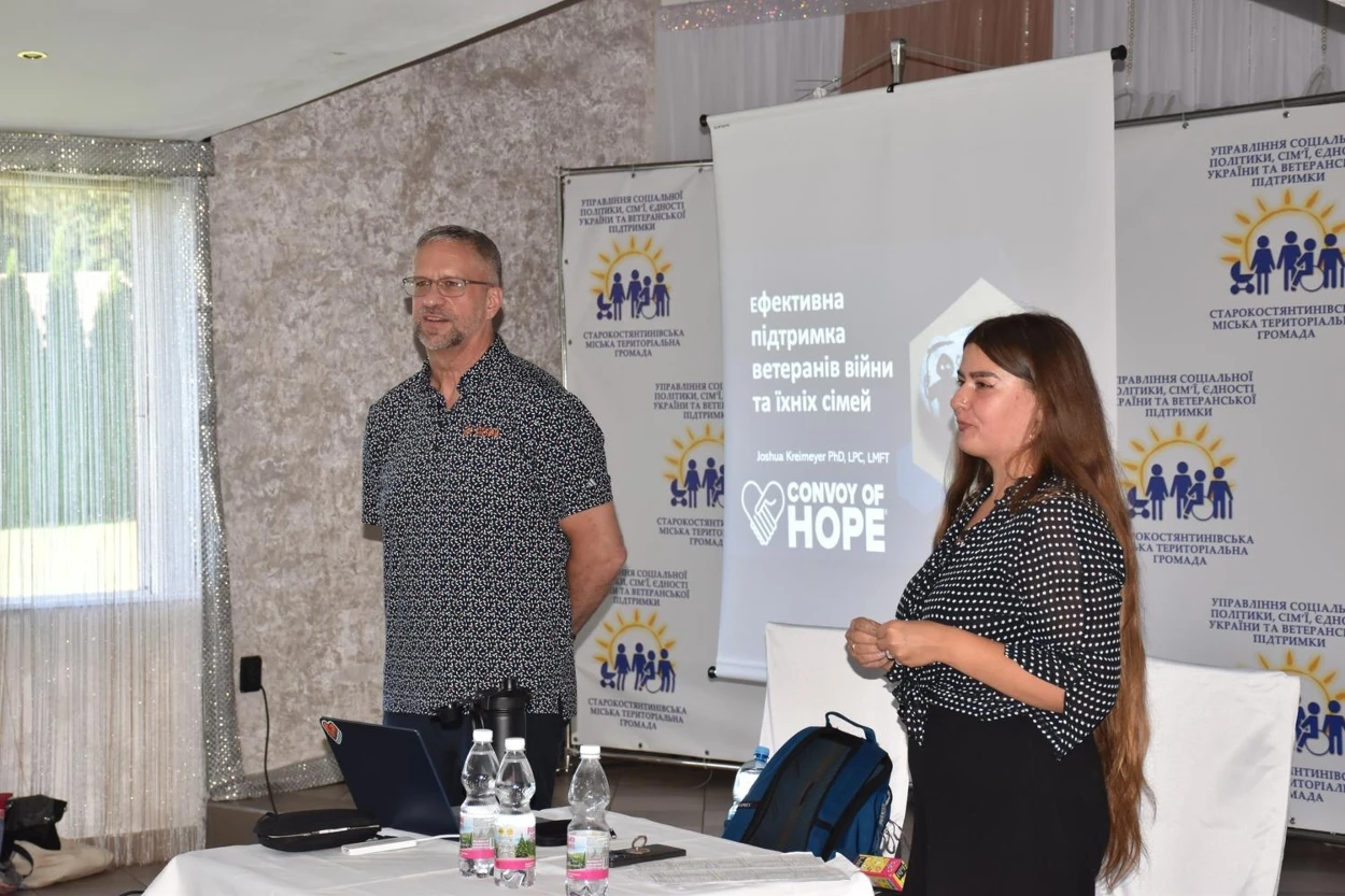 Джошуа Краймаєр удруге у Старокостянтинові: навчання для шести громад і підтримка родин полеглих
