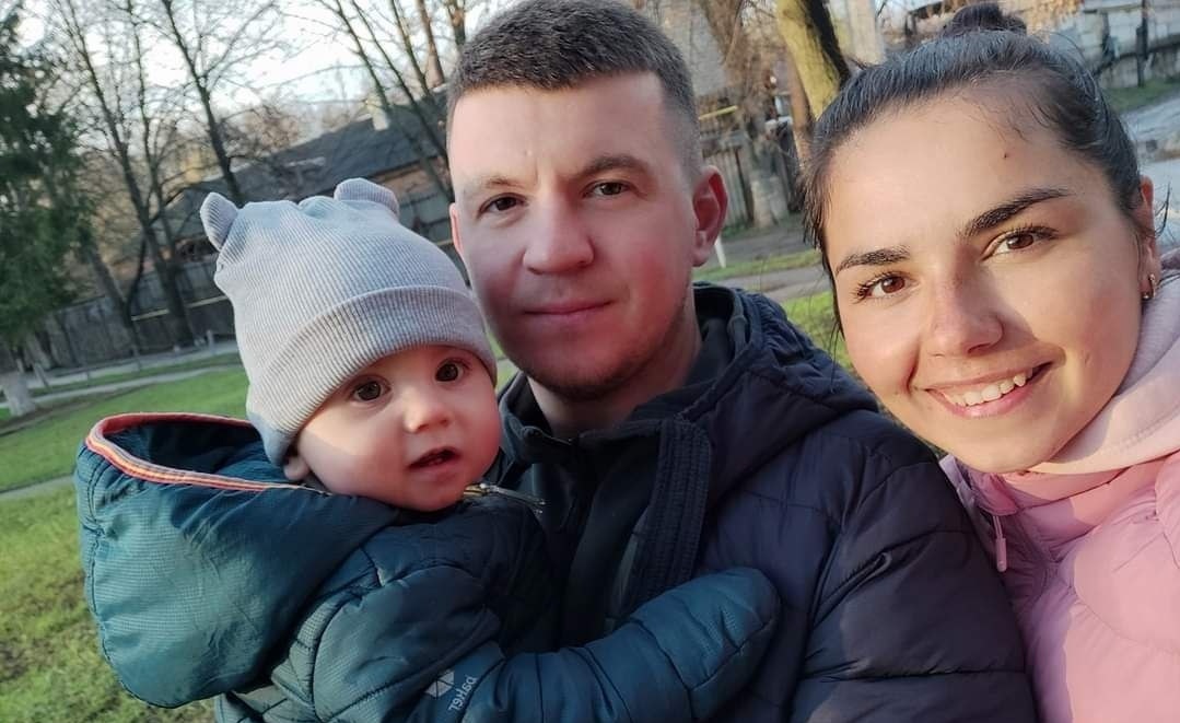 Щаслива сім'я разом