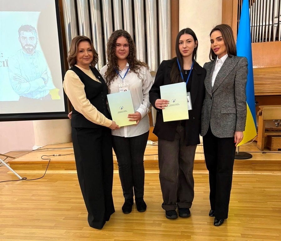 Молоді лідери зі Старокостянтинівської громади стали шкільними омбудсманами