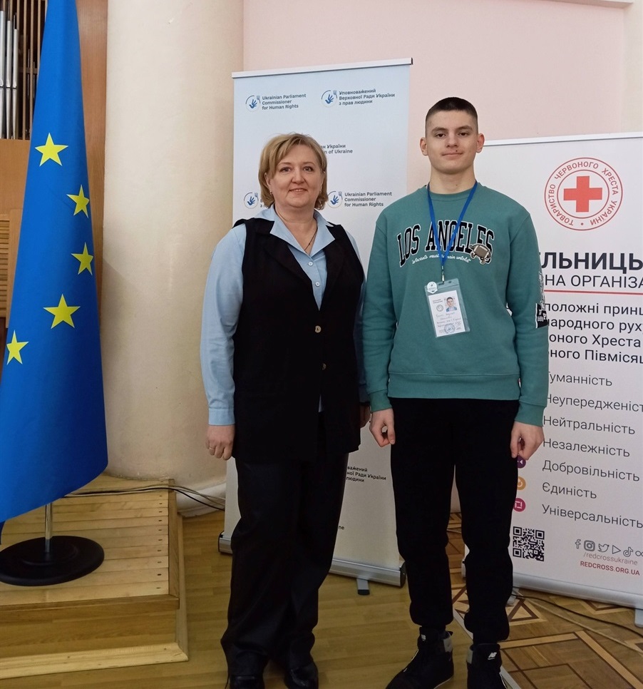 Молоді лідери зі Старокостянтинівської громади стали шкільними омбудсманами