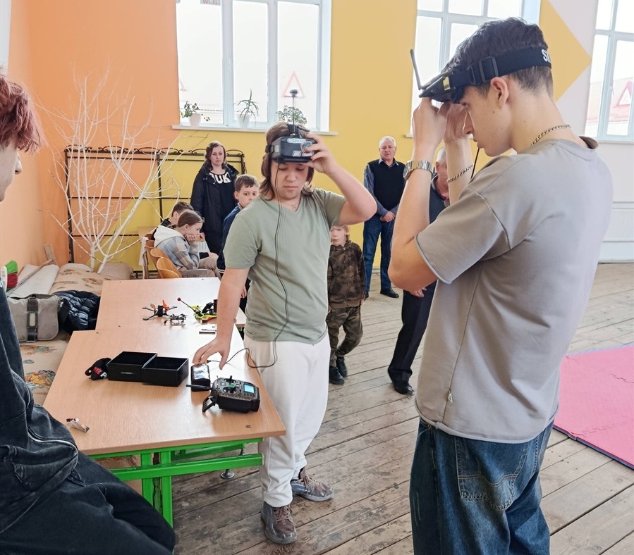 У Старокостянтинові відбулися змагання з авіамоделювання серед операторів БПЛА