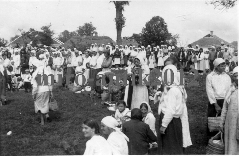 24 квітня 1943 року, освячення кошиків біля Храму Пресвятої Богородиці в Старокостянтинові