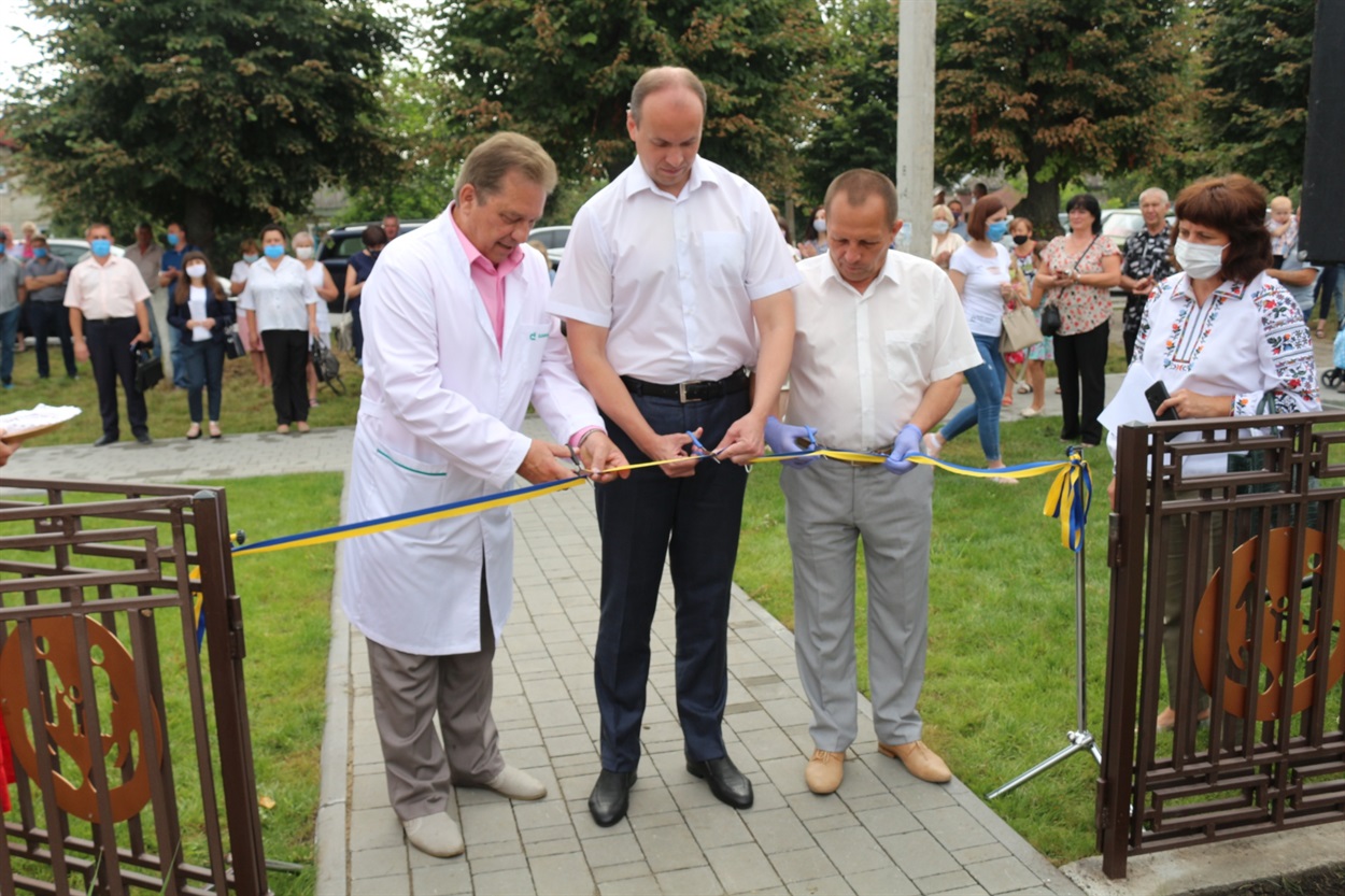 Під час відкриття амбулаторі сімейної медицини у районі Заслуч