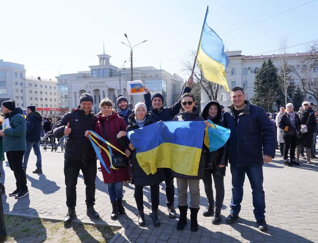 Збиралися на мітинги з друзями, йшли усі разом, дітей лишали вдома з батьками