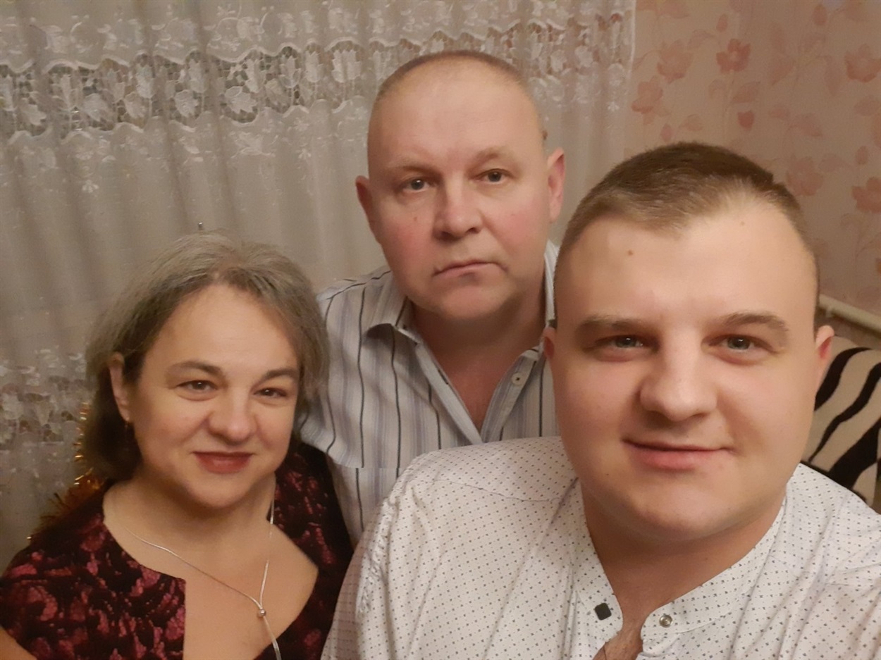 Тарас Куба з батьками
