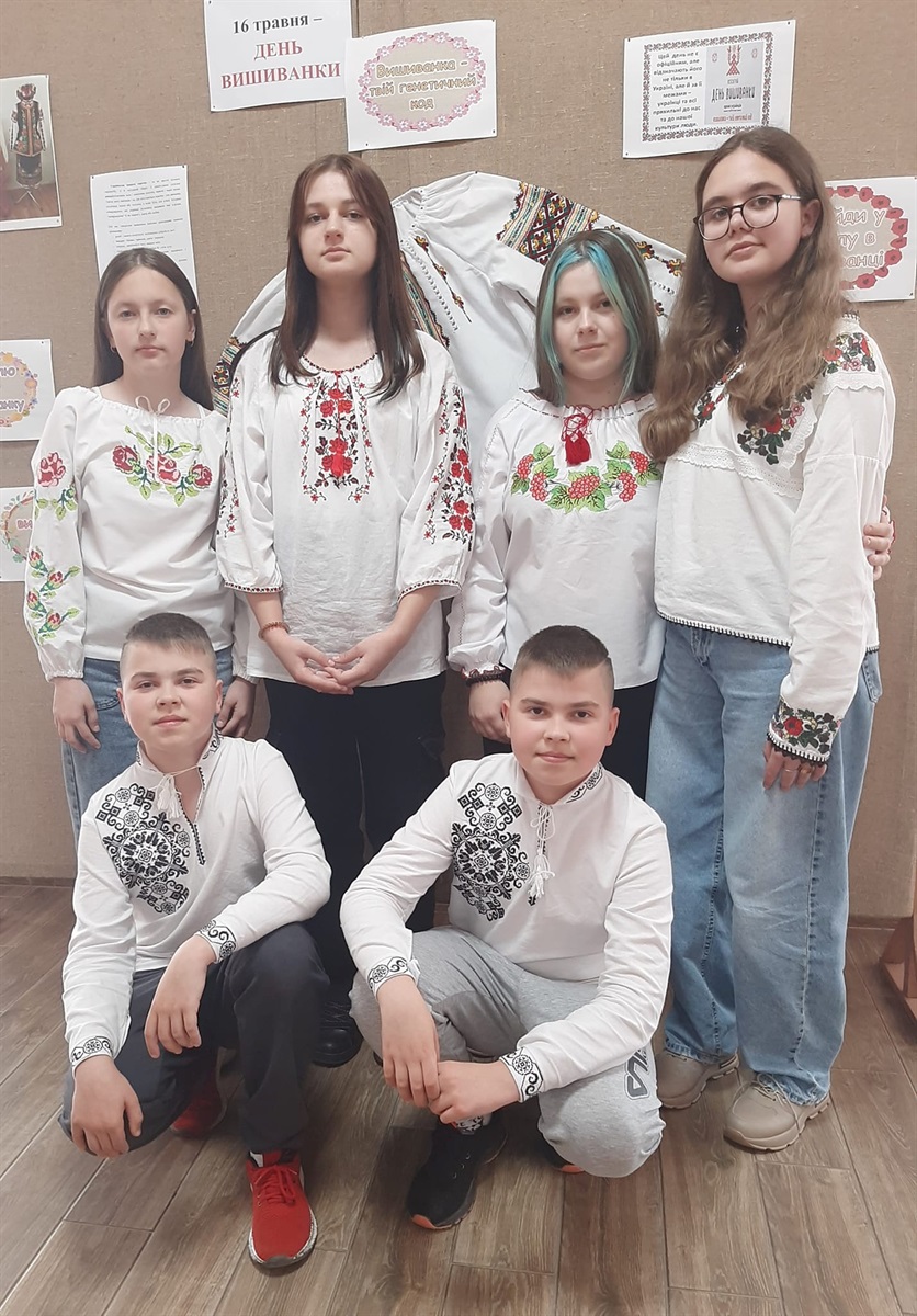 Чудові фото від учителів та учнів Старокстянтинівської школи №1