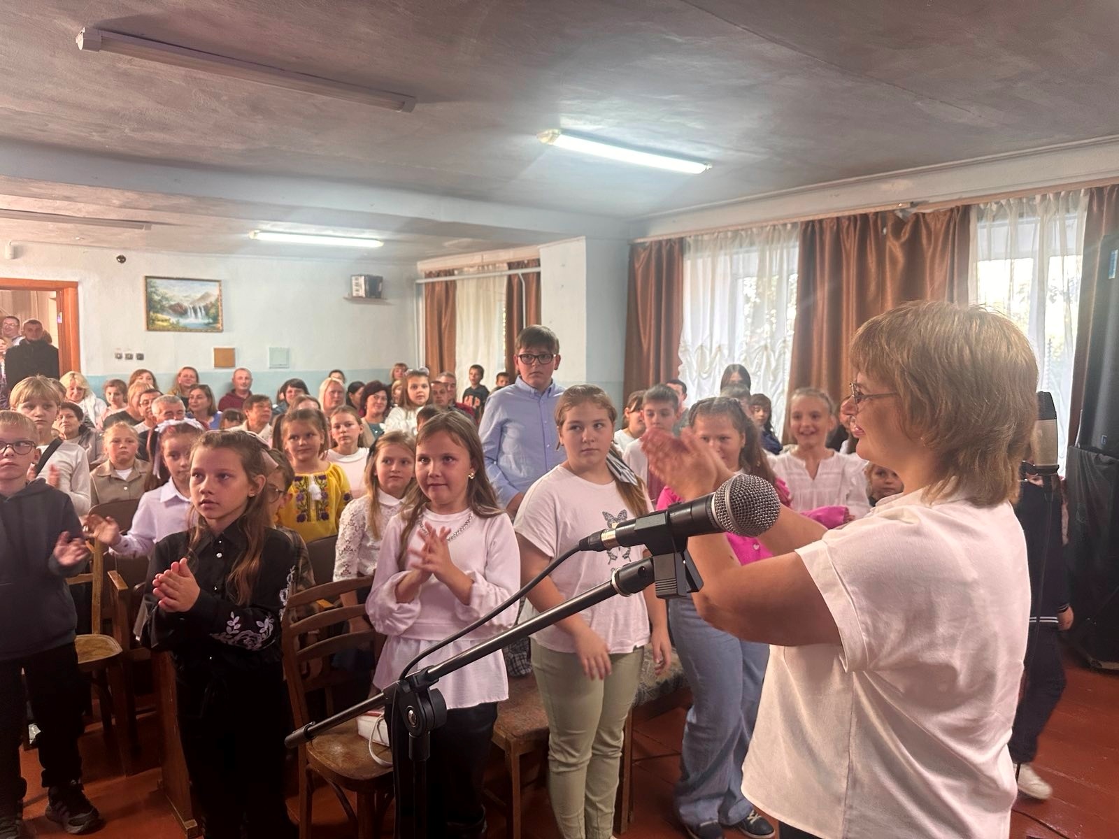 Посвята юних музикантів: у школі ім. Кондратюка зустріли першокласників і відсвяткували День музики