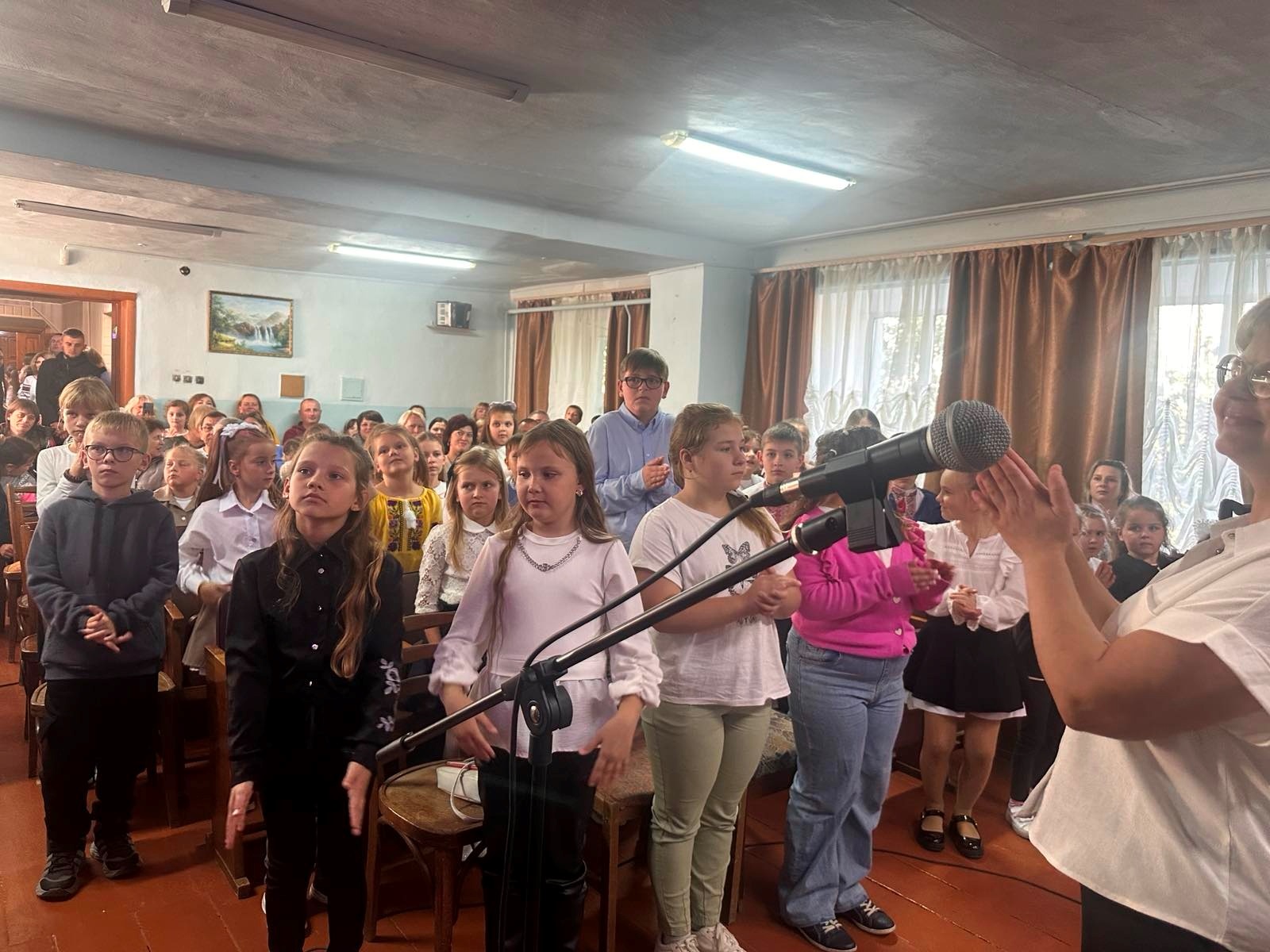 Посвята юних музикантів: у школі ім. Кондратюка зустріли першокласників і відсвяткували День музики