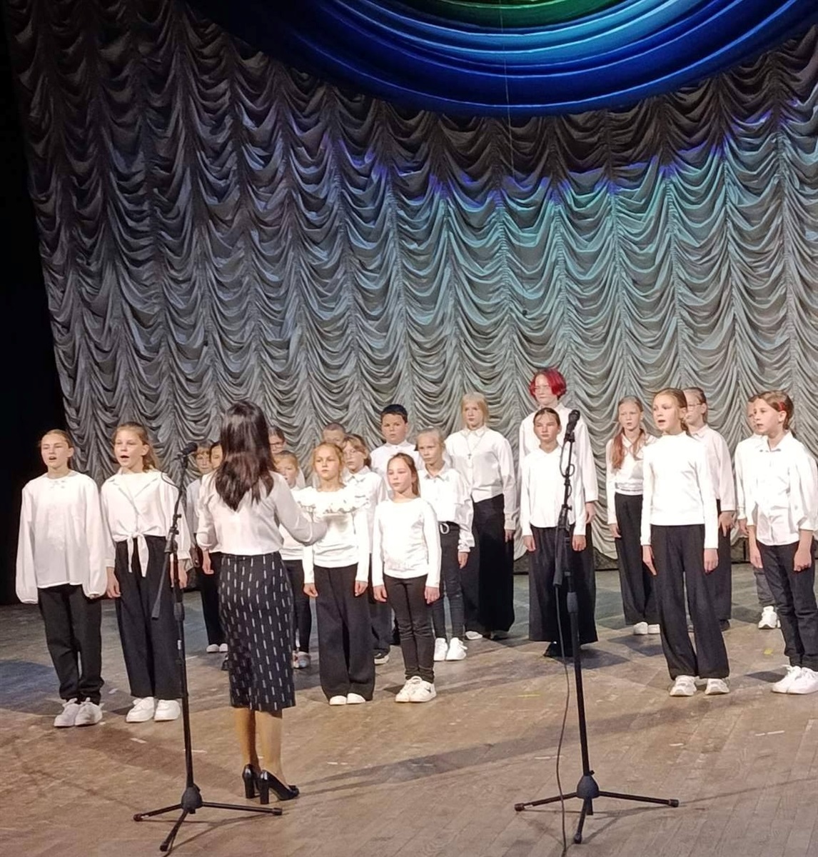 Новини воєнного часу.Подарунки, перемога в конкурсі, майстер-клас, поважний ювілей