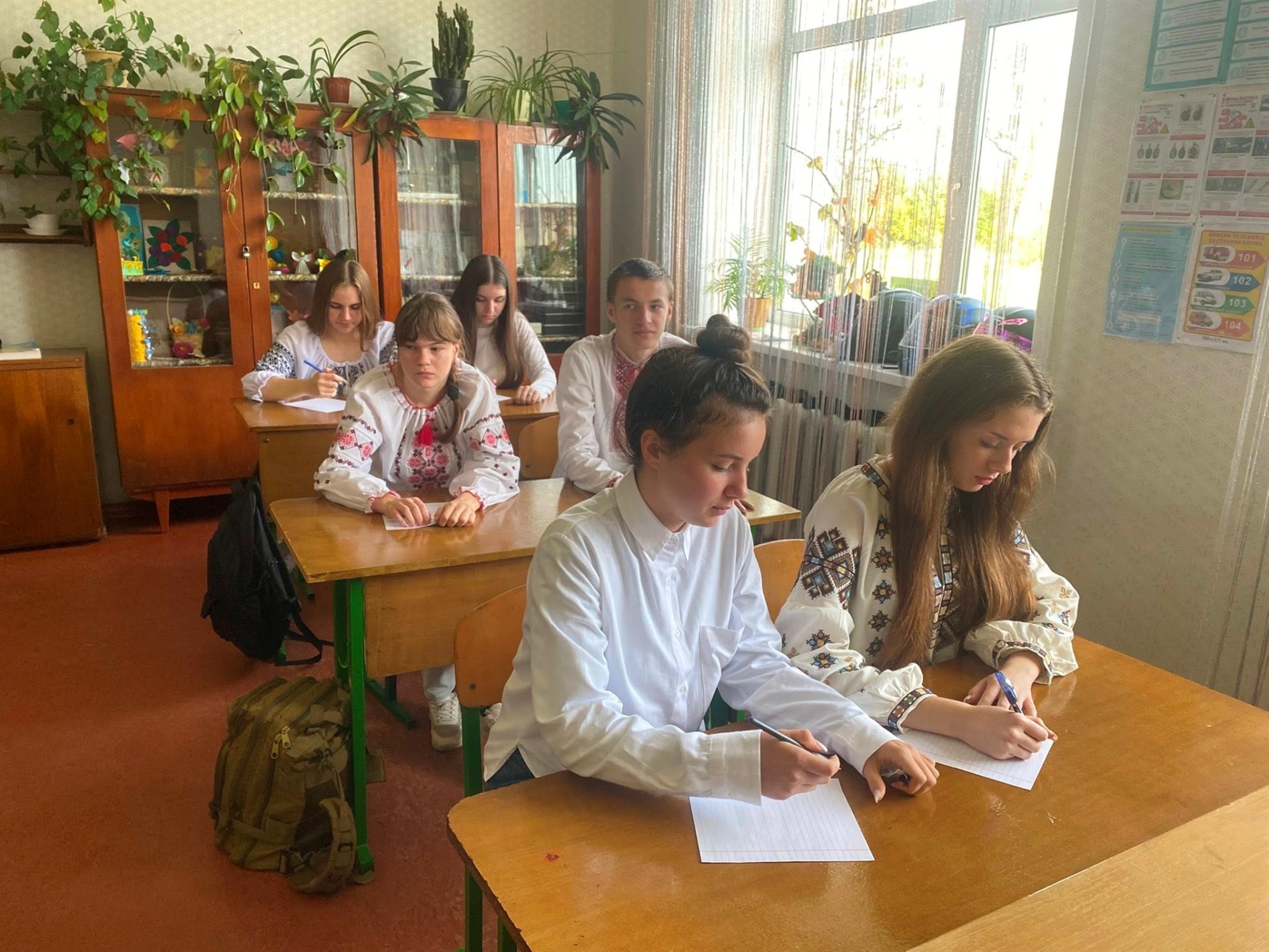 Старокостянтинівська громада долучилася до Всеукраїнського радіодиктанту національної єдності