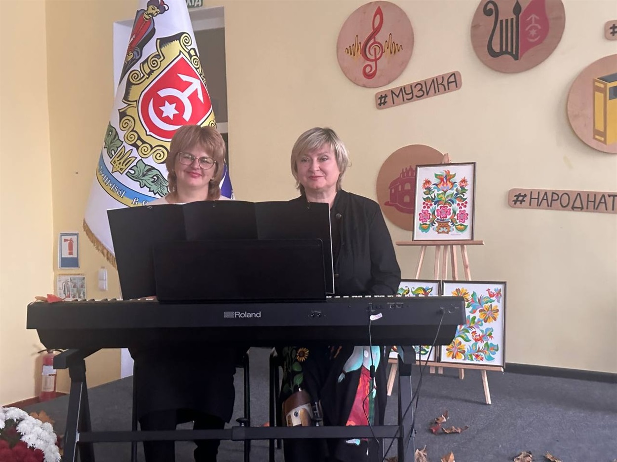 Мистецтво, що об’єднує громаду: у Старокостянтинові відзначили день працівників культури