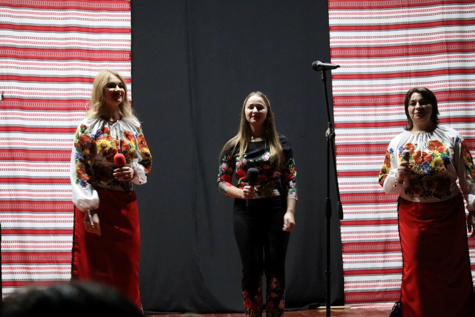 «Ми — голос вільного народу»: концерт незламності відбувся у Старокостянтинові