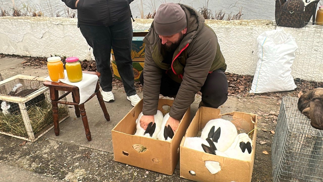 Осіння магія на набережній Старокостянтинова: ярмарок, тваринки та запашна козацька юшка