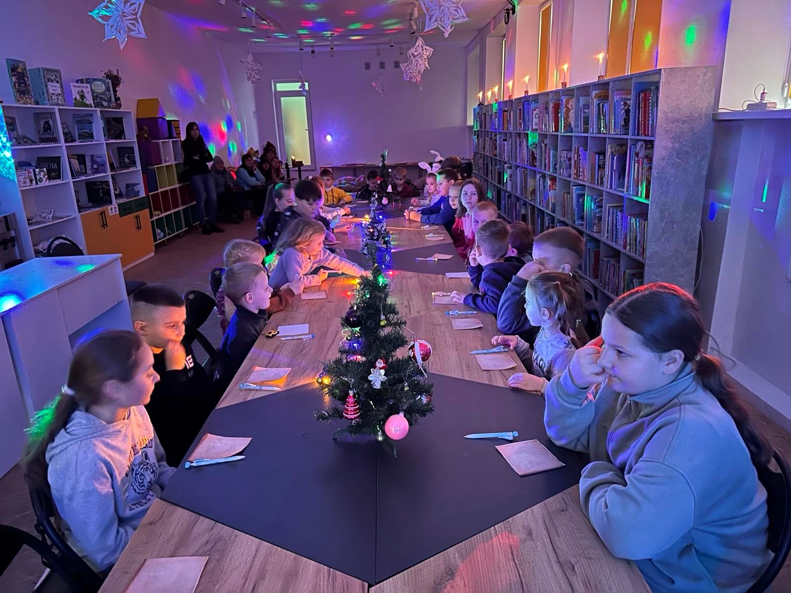 Льодяна майстерня у дитячій бібліотеці: як пройшов день зимових див