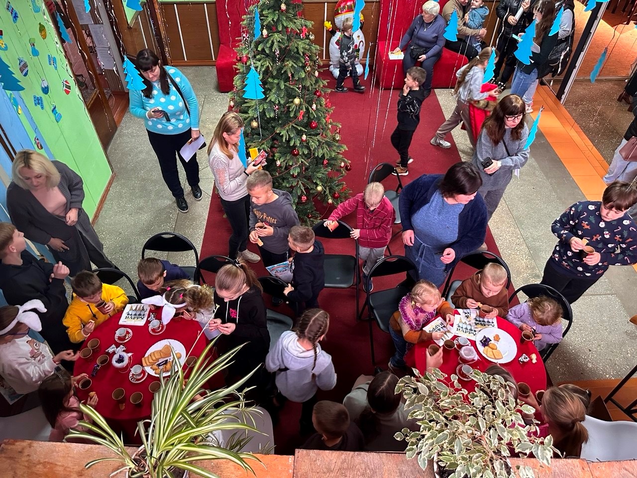 Льодяна майстерня у дитячій бібліотеці: як пройшов день зимових див