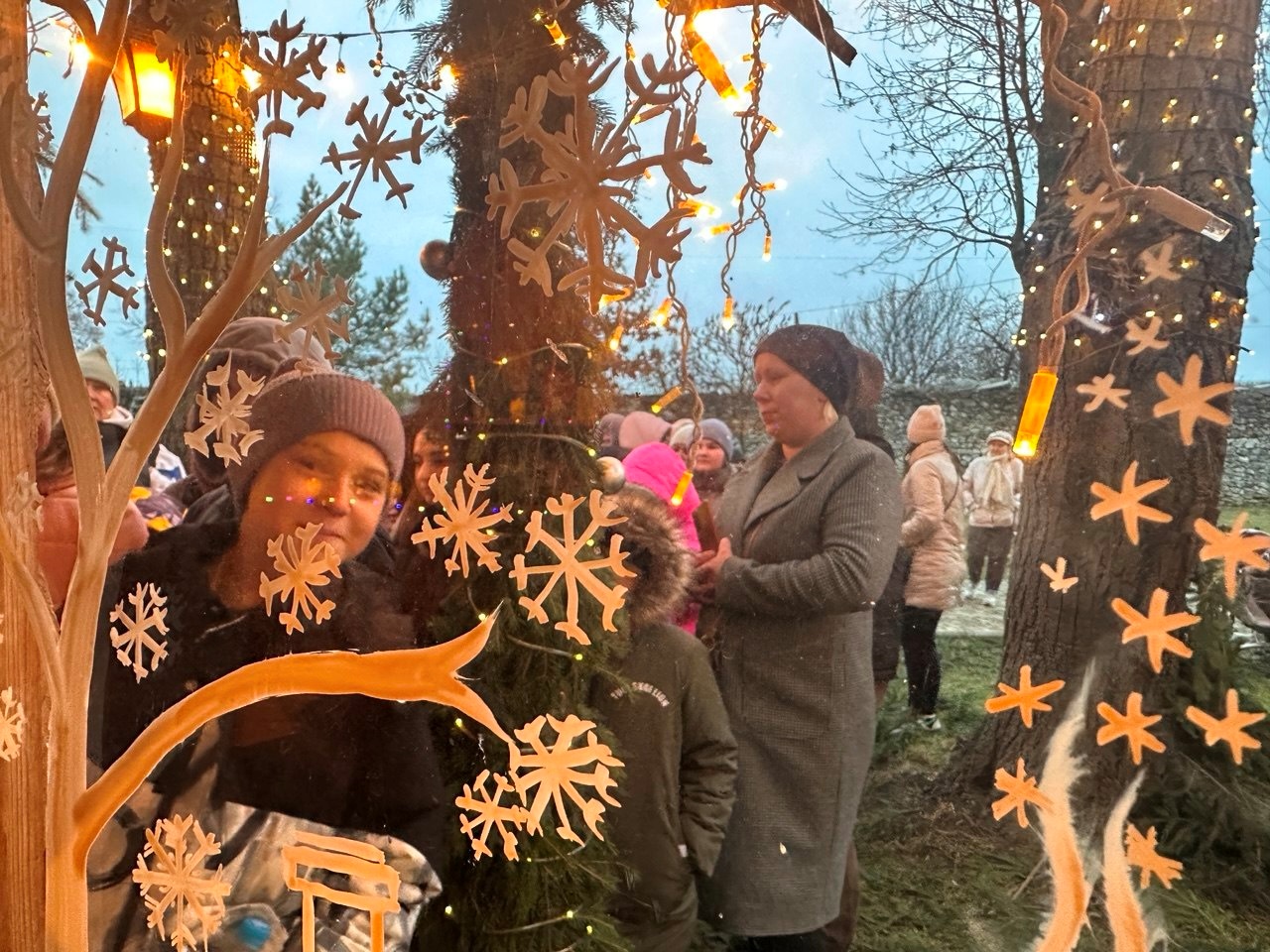 Всупереч тривогам: у Старокостянтинові відкрилася Резиденція Святого Миколая