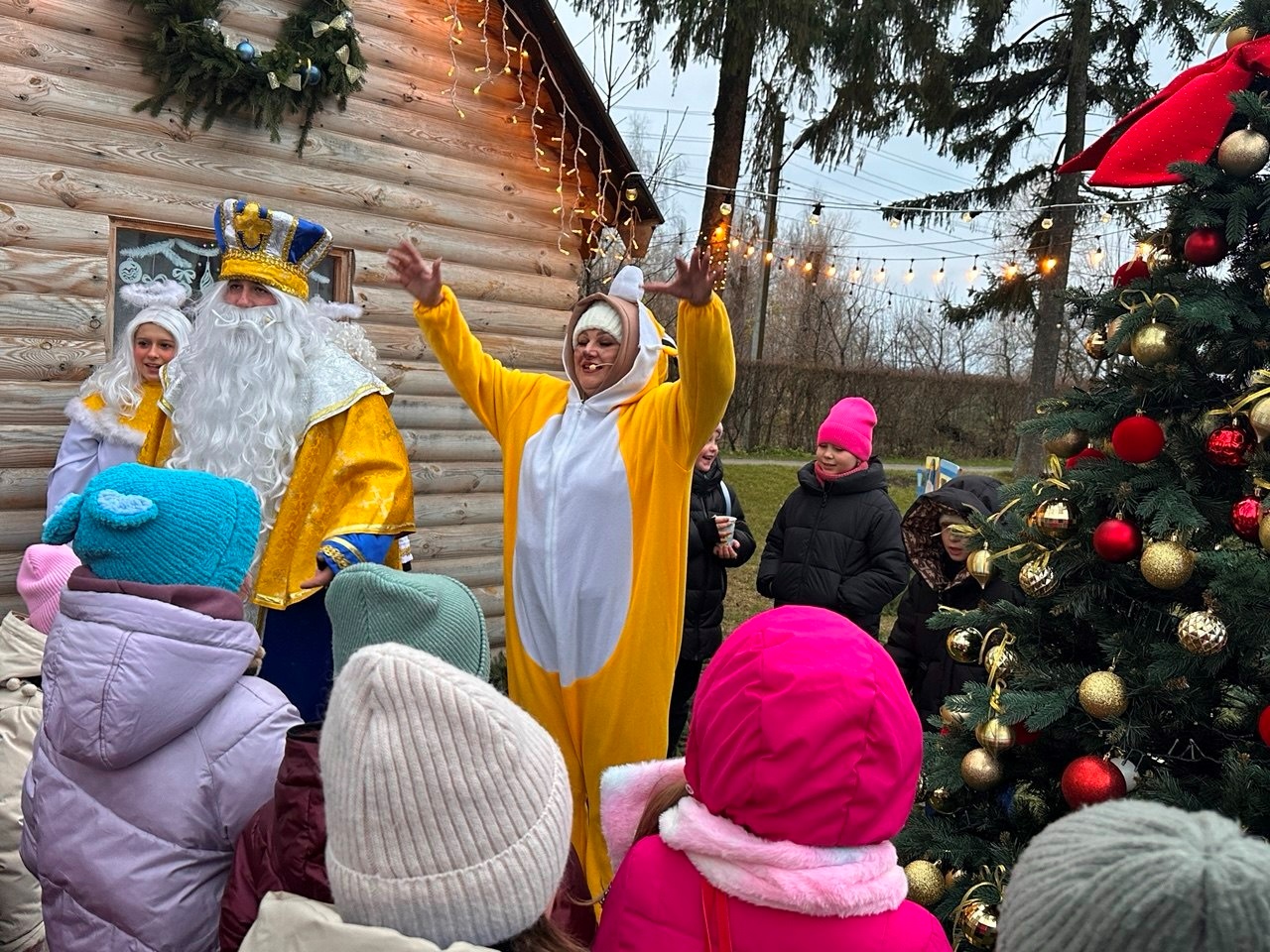 Всупереч тривогам: у Старокостянтинові відкрилася Резиденція Святого Миколая