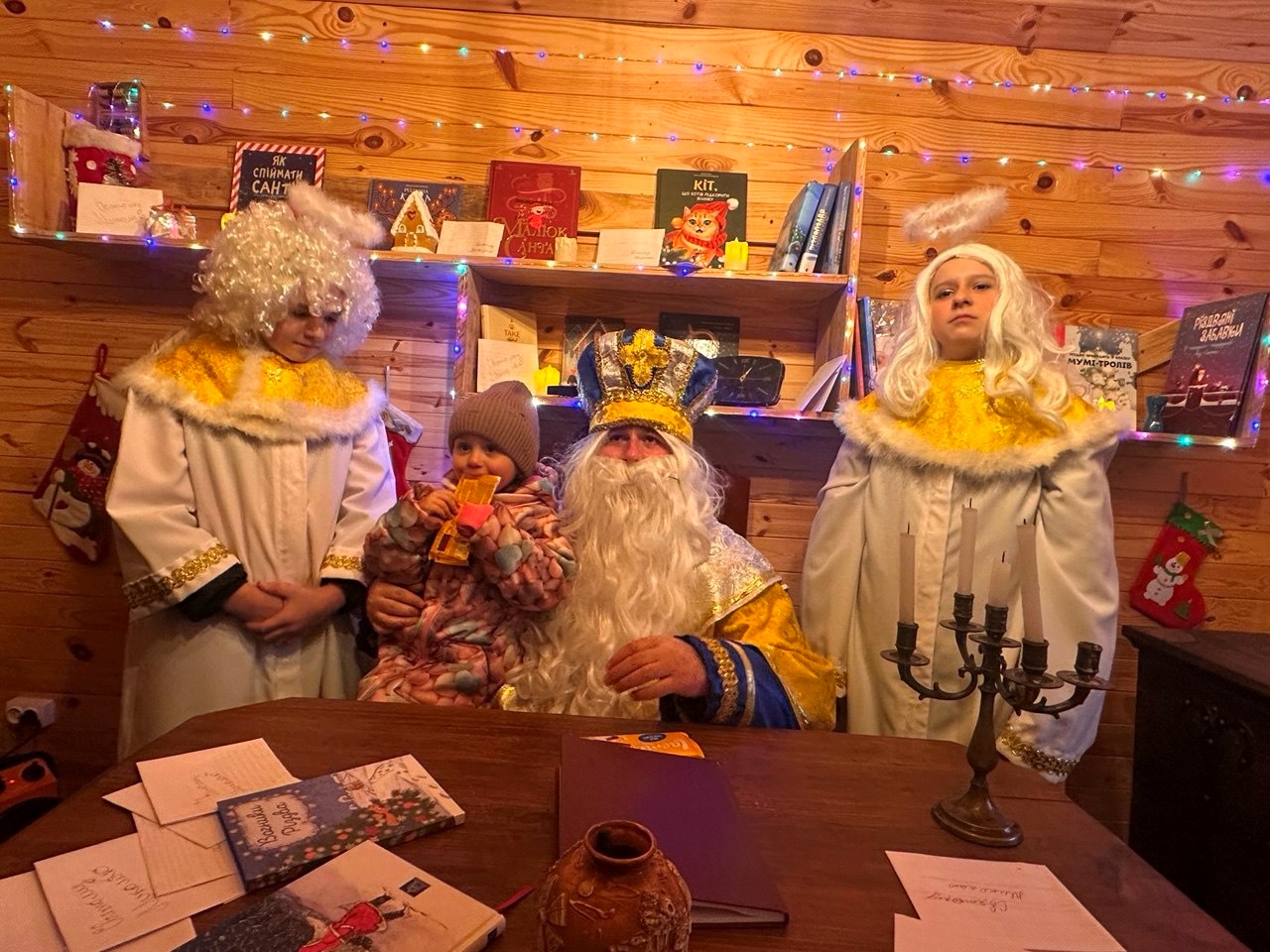 Всупереч тривогам: у Старокостянтинові відкрилася Резиденція Святого Миколая