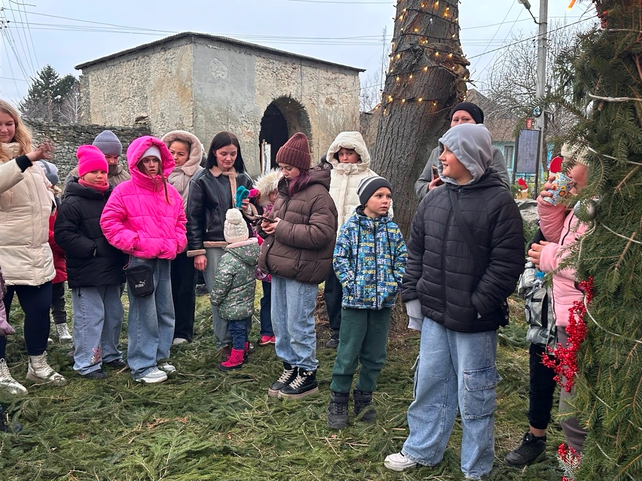 Всупереч тривогам: у Старокостянтинові відкрилася Резиденція Святого Миколая