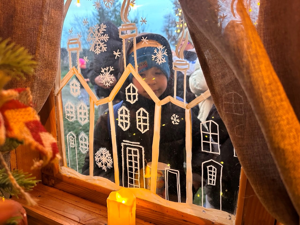 Всупереч тривогам: у Старокостянтинові відкрилася Резиденція Святого Миколая