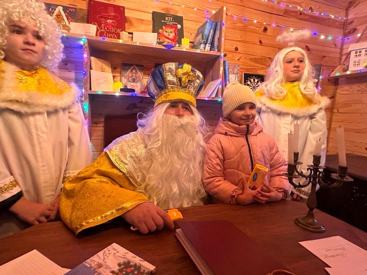 Всупереч тривогам: у Старокостянтинові відкрилася Резиденція Святого Миколая