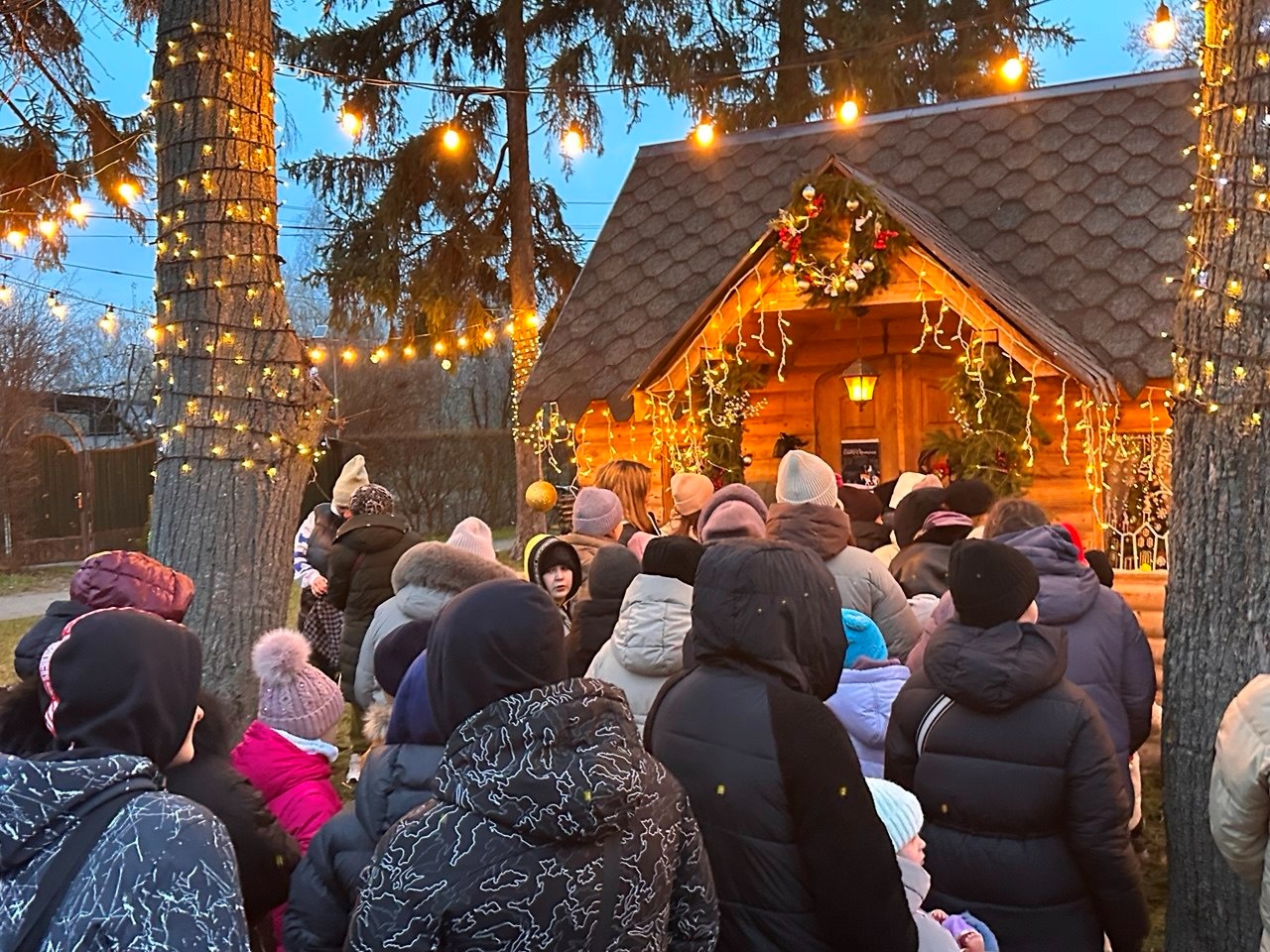 Всупереч тривогам: у Старокостянтинові відкрилася Резиденція Святого Миколая