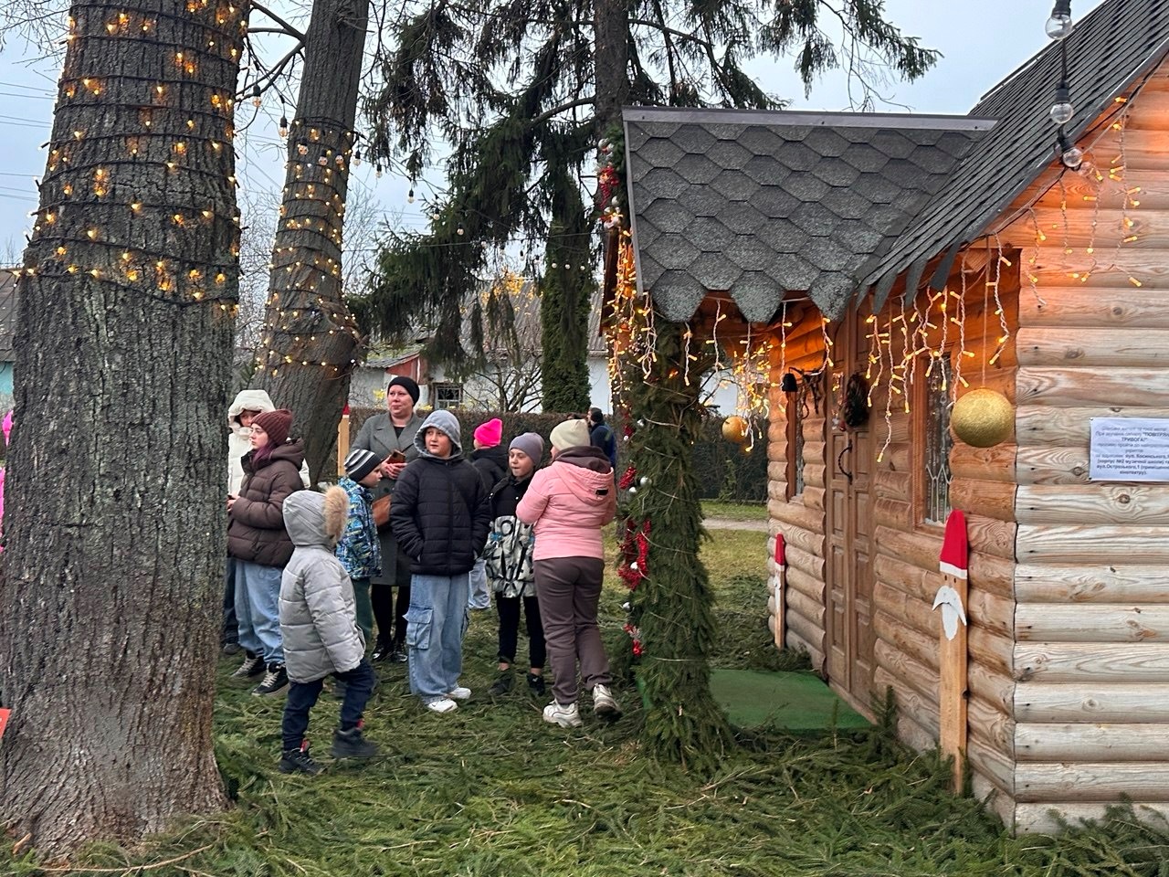 Всупереч тривогам: у Старокостянтинові відкрилася Резиденція Святого Миколая