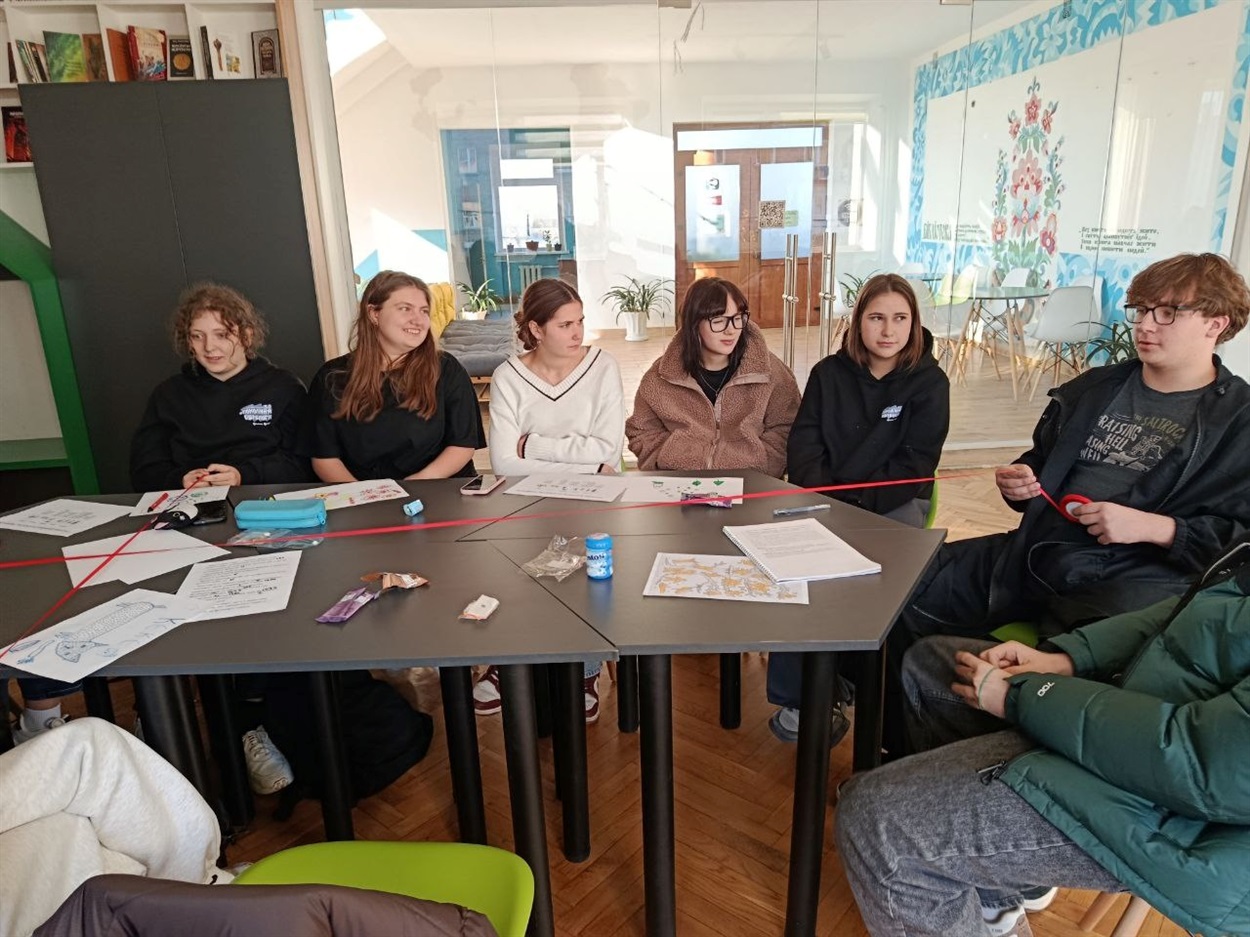 Покоління перемоги 3.0: як десятикласники першої школи навчалися розвивати громаду з GoGlobal