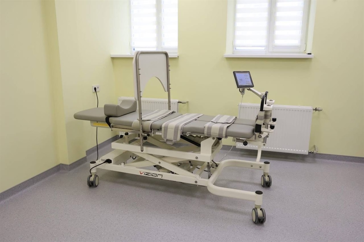 У Хмельницькій обласній лікарні відкрили реабілітаційне відділення за участі міністра Ляшка