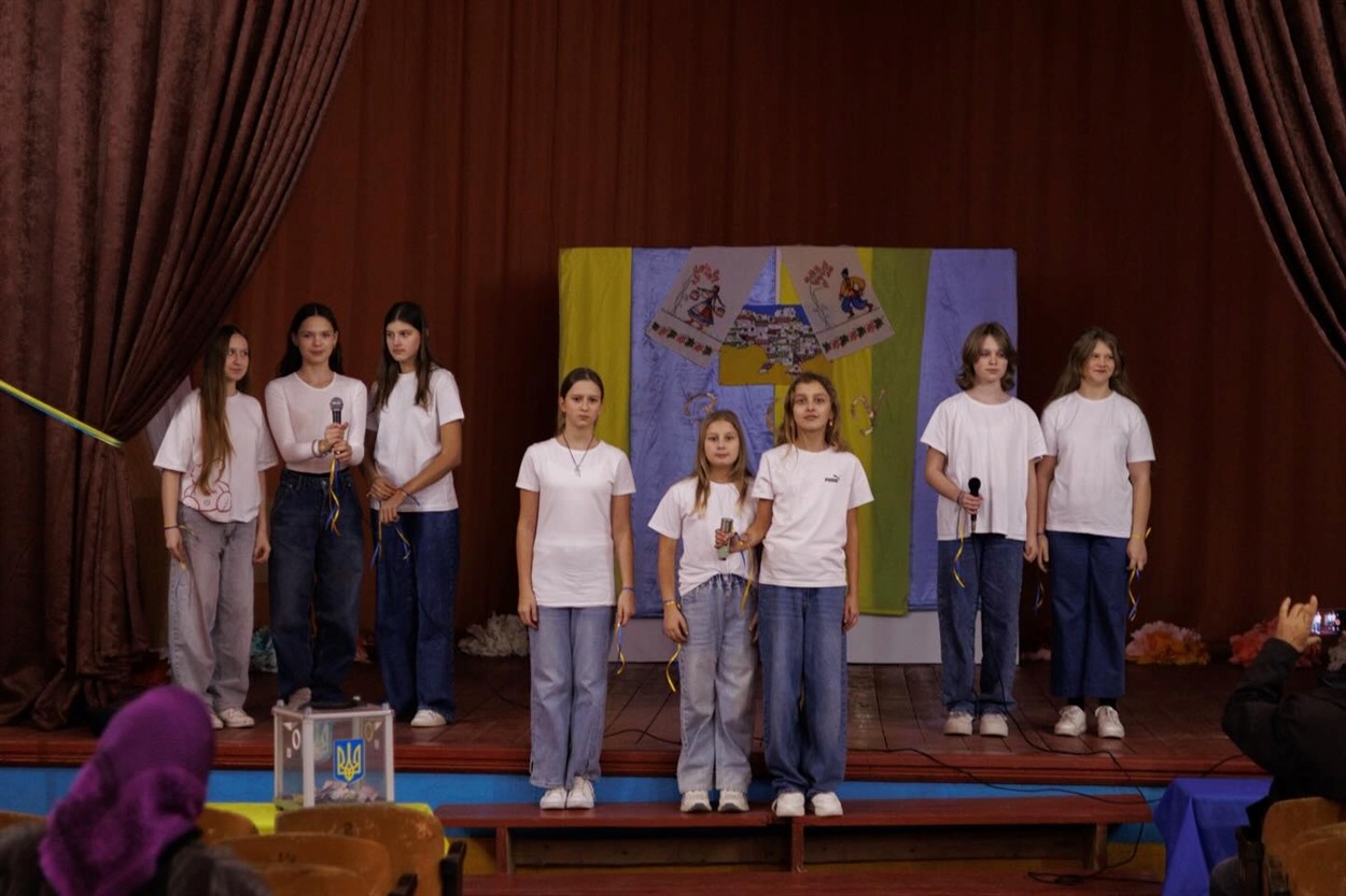 Новини Старокостянтинівщини. Про розчищення доріг від заметів, допомогу ЗСУ та каміни у замку