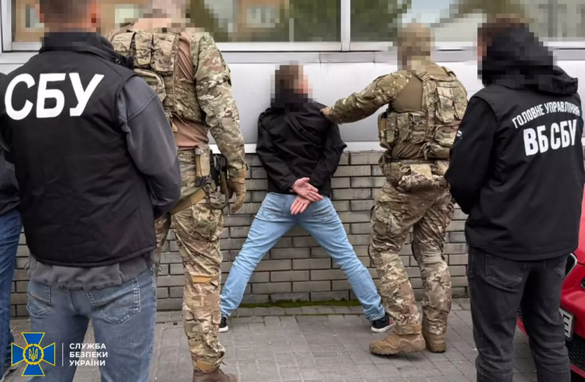 Хмельничанин передавав координати для ракетних ударів: загинув чоловік