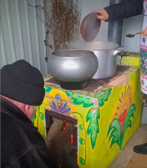 Скриншот з відео