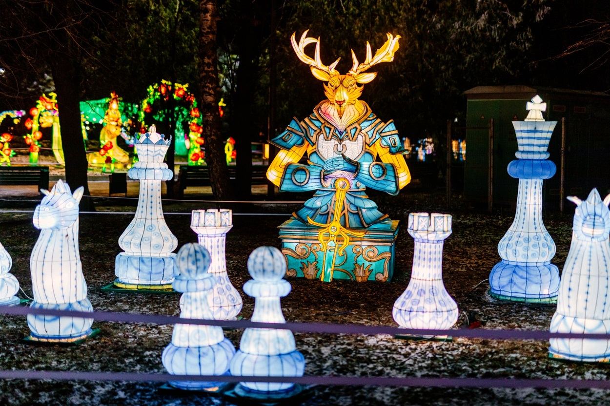 Казка під відкритим небом: у дендропарку «Поділля» засяє Парк Ліхтарів – з магічними феями, ельфами