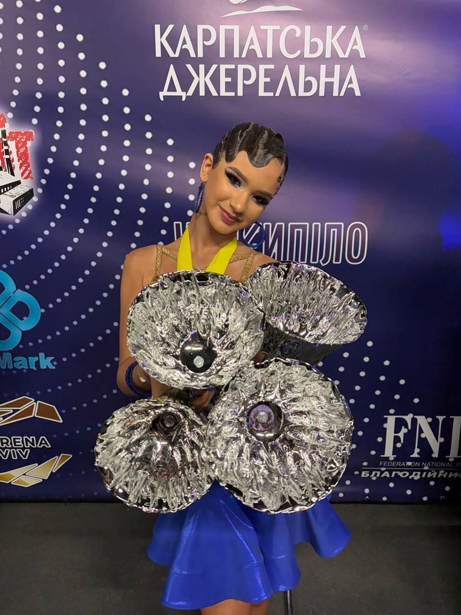 У танці головне не зупинятися: історія спортсменки ДСТК «Данс-Ліцей» Марії Савчук