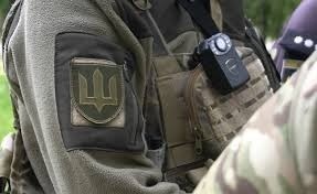 У сусідів: штраф для працівника ТЦК, ув’язнення кривдника дружини та суд над споживачем обленерго