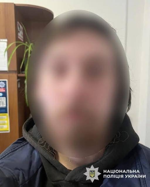 У Старокостянтинові поліцейські затримали наркоторговця